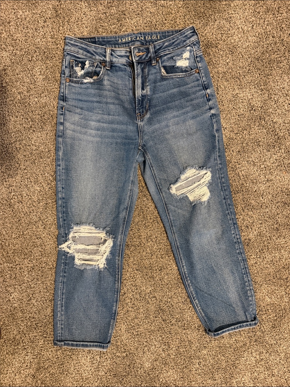 American Eagle Outfitters Light Blue Distressed Boyfriend Jeans